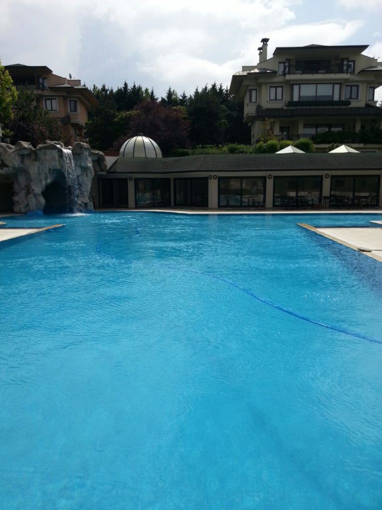 Havuz İlaçlama ile Temizliği Nasıl Yapılır?